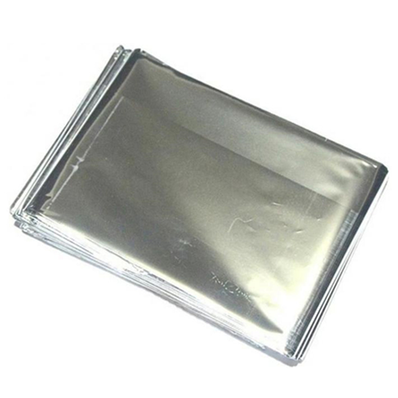 Emergent Blanket Mylar Thermal - مراجعة First Aid Bag Kit وسعره